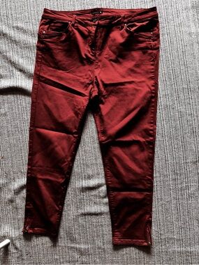 Women’s Stretch 7/8th Coral Jeans